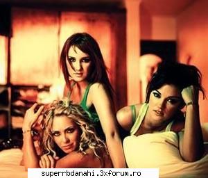 Anahi,Dulce &Mayte - am posterul asta - Otras traumas