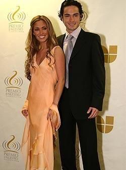 Anahi & poncho - ***dulce-4ever*** - Anahi
