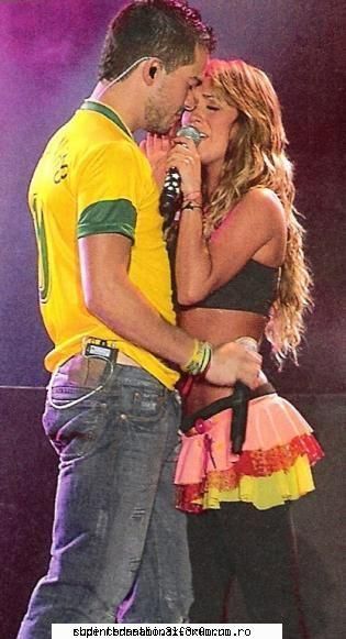Anahi & poncho - ***dulce-4ever*** - Anahi