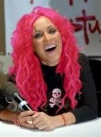 Poze trucate cu Anahi - eu le am de pe net,de pe site-uri,de pe forumuri - Anahi